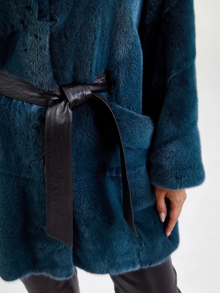 Шуба из меха норки с поясом для женщин 20701(в), зеленая, размер 44, артикул 33050-2