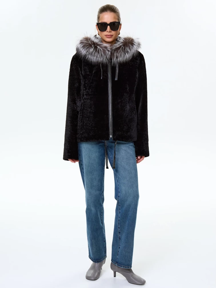 Короткая дубленка из астрагана с капюшоном и мехом песца для женщин 50мех, черная, размер 46, артикул 17570-5