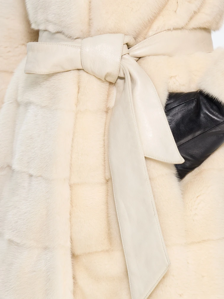 Бежевая женская норковая шуба MANAKAS 2478, размер 44, артикул 34270-4