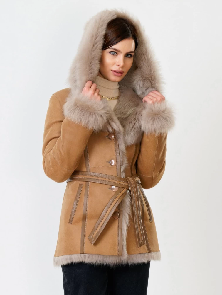 Короткая женская дубленка из тосканы с капюшоном 122, бежевая, размер 40, артикул 61842-1