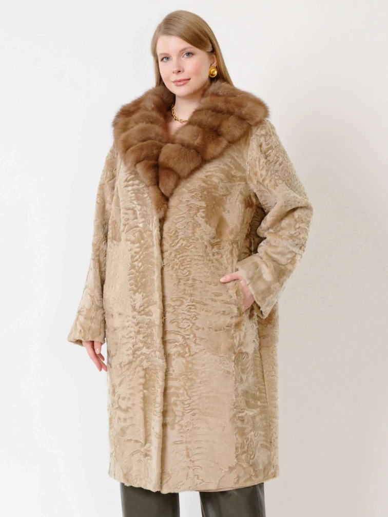 Шуба женская из меха каракуля с мехом куницы Екатерина(вк), жемчужная, размер 54, артикул 22660-0