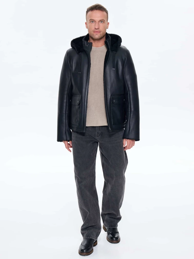 Короткая мужская дубленка с капюшоном премиум класса 441, черная, размер 48, артикул 41230-6