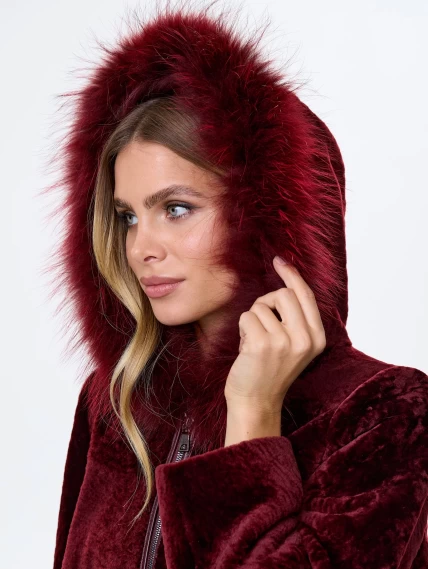 Женская дубленка из астрагана с капюшоном 48мех, бордовая, размер 48, артикул 64600-2