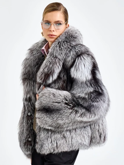Женская короткая шуба из меха лисы Л1010-1045, серебристо-чёрная, размер 46, артикул 65500-6