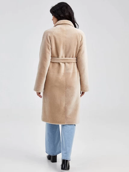 Классическая длинная женская дубленка из астрагана премиум класса 55мех, бежевая, размер 54, артикул 13460-6