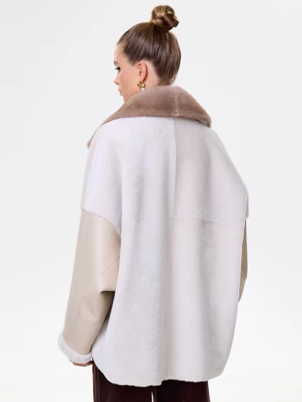 Короткая женская дубленка с норковым воротником премиум класса 2034, бежевая, размер 52, артикул 64180-5